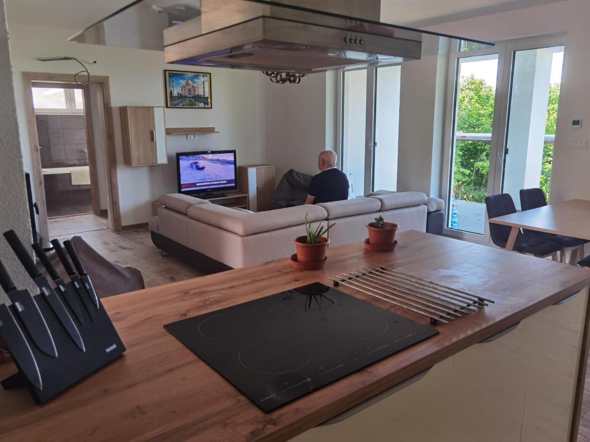Sunset House Piestany Cervena Veza Lejlighed Banka Eksteriør billede