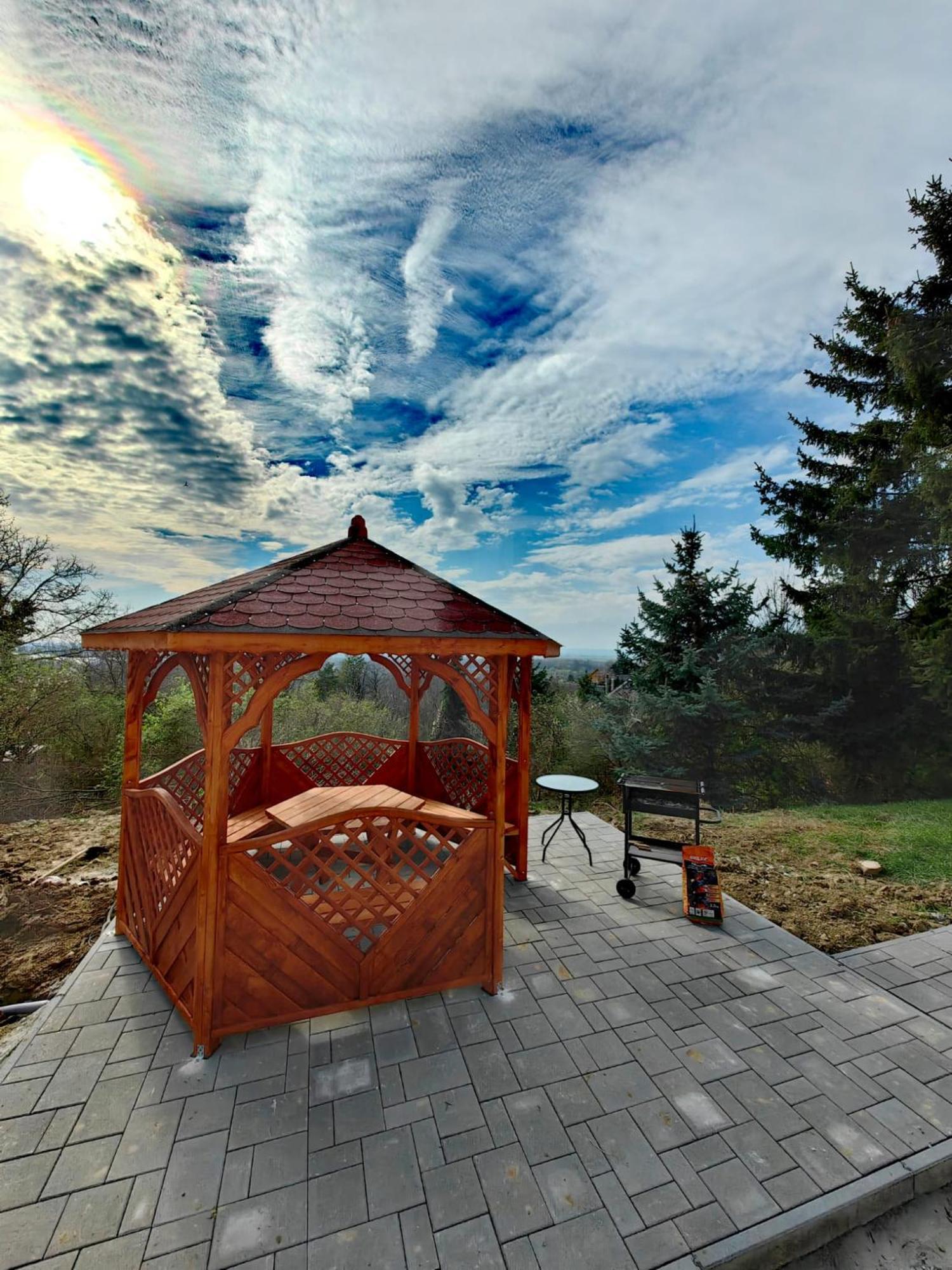Sunset House Piestany Cervena Veza Lejlighed Banka Eksteriør billede